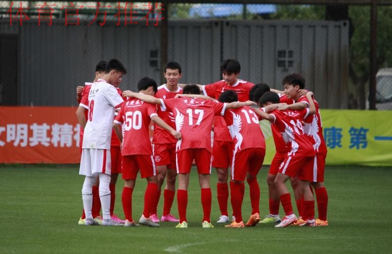 南方球队来北区攻擂 重庆凤鸣山先声夺人 南方球队来北区攻擂 重庆凤鸣山先声夺人